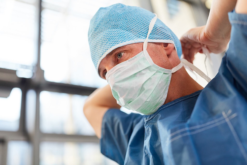 TÜV Rheinland bietet Produktprüfungen und Inspektionen von Fertigungsstätten für Medizinische Masken