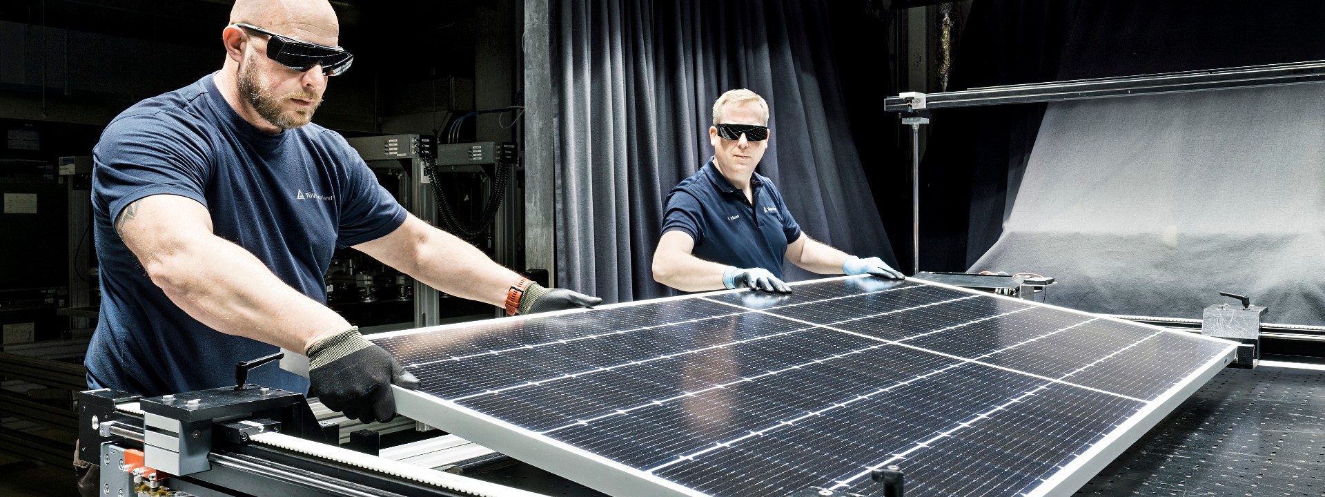 Services for PV module manufacturers | TÜV Rheinland