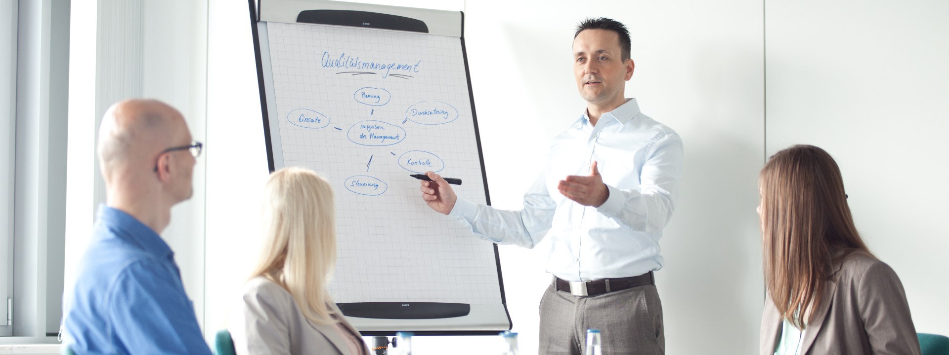 Personenzertifizierung als Qualitätsbeauftragter (TÜV), Qualitätsmanager (TÜV) und Qualitätsauditor (TÜV). 