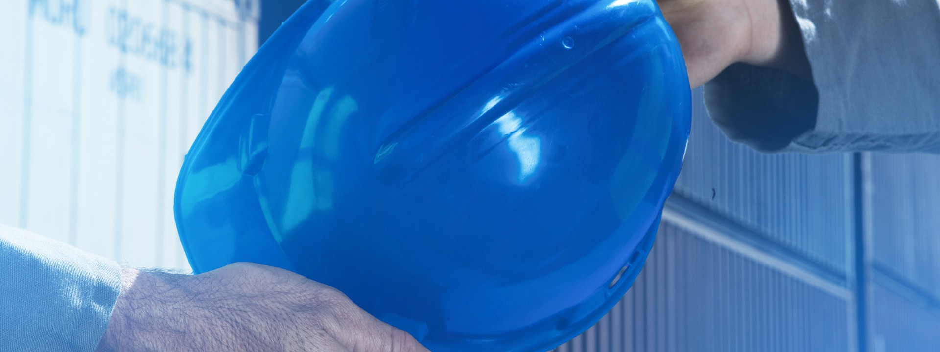 Die TÜV Rheinland Akademie ist an Ihrer Seite: Lesen Sie noch mehr über unsere Leistungen als Kompetenzbegleiter für exzellente technische Qualifikation. 