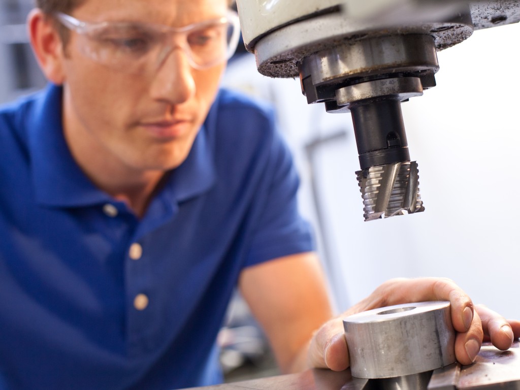Safety Engineering Course | TÜV Rheinland