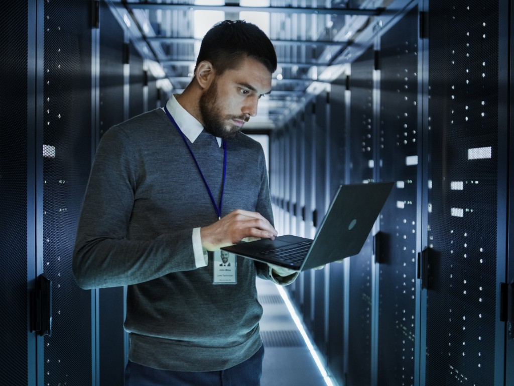 Technical IT training courses for vendor certifications | TÜV Rheinland