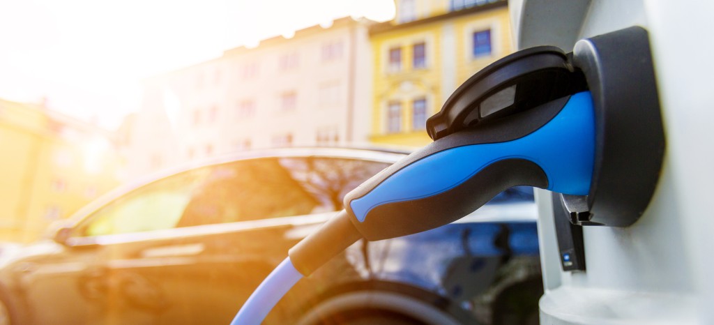 Beratung für Konzepte der Elektromobilität und Ladeinfrastruktur | TÜV Rheinland