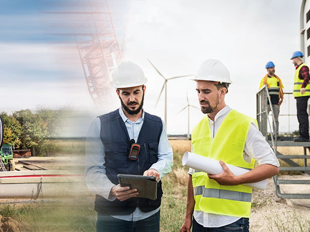 Construction supervision for wind turbines and parks 