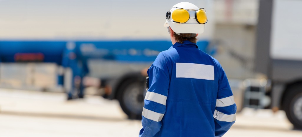 Inspection of dangerous goods transport containers