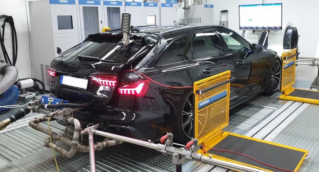 PEMS validation in the vehicle laboratory PEMS validation in the vehicle laboratory