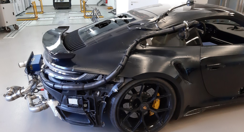 PEMS setup RDE measurement on a sports vehicle PEMS setup RDE measurement on a sports vehicle