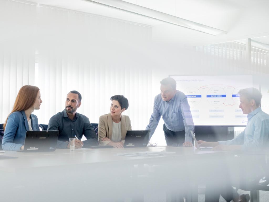 Procurement in the rail market | TÜV Rheinland
