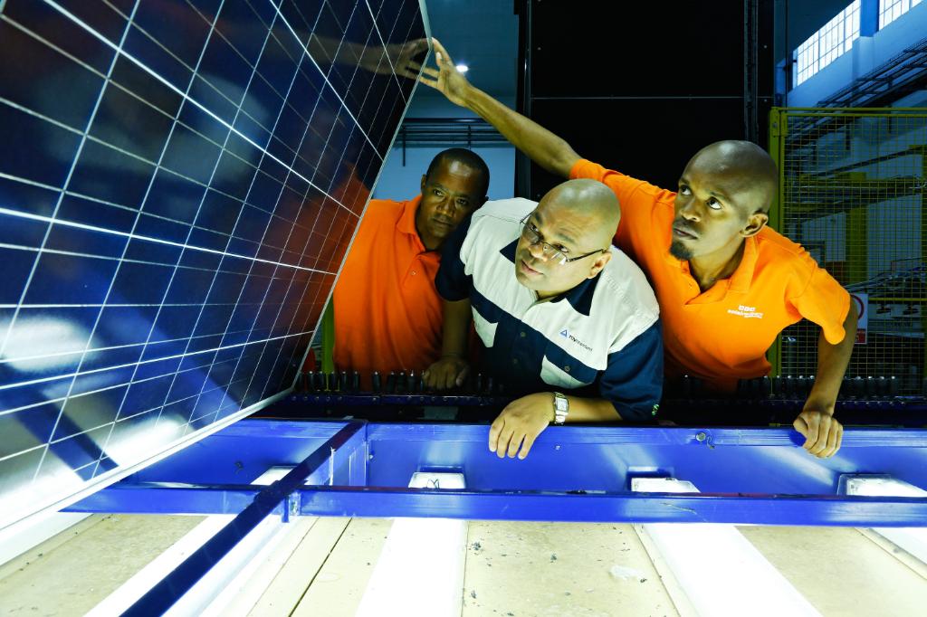 Testing for photovoltaic components