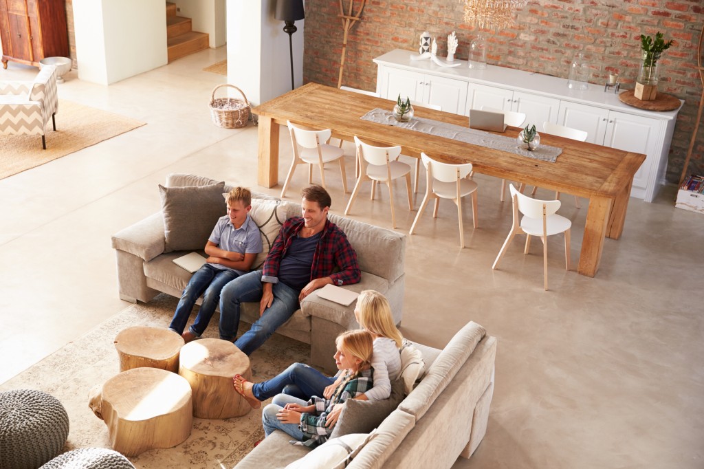 TÜV Rheinland bietet Prüfungen für Möbel an.